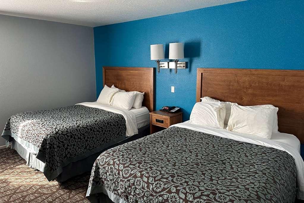 Baymont By Wyndham Manistee Hotel Cameră foto